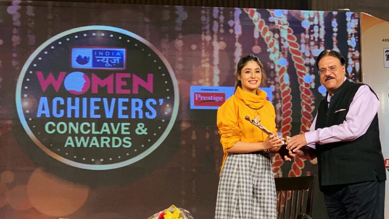 Kritika Kamra gets ‘Excellence in Film and TV industry’ award