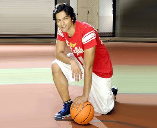 Ali Fazal - Basketball